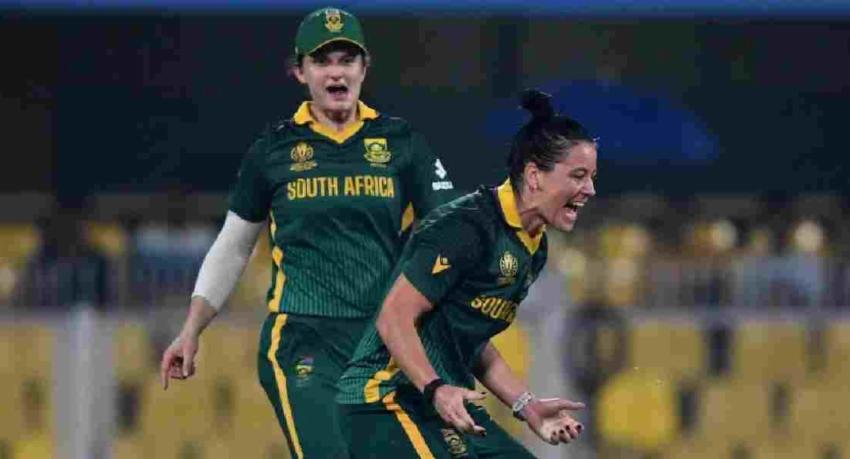 தென்னாபிரிக்க மகளிர் அணி இறுதிப் போட்டிக்கு தகுதி